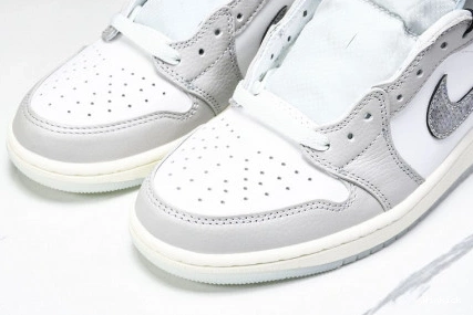 JORDAN 1 Low HF3144-100 AIR 0306